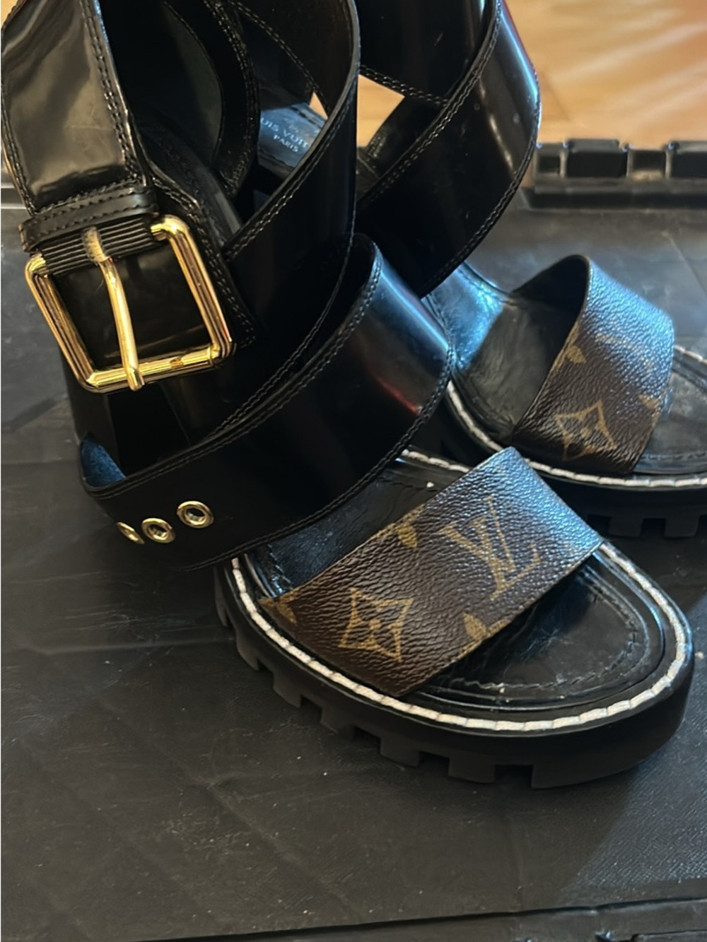 Louis Vuitton Black Patent & Brown Monogram Strap Sandals